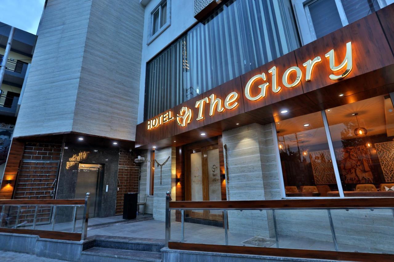 Hotel The Glory Risikés Kültér fotó